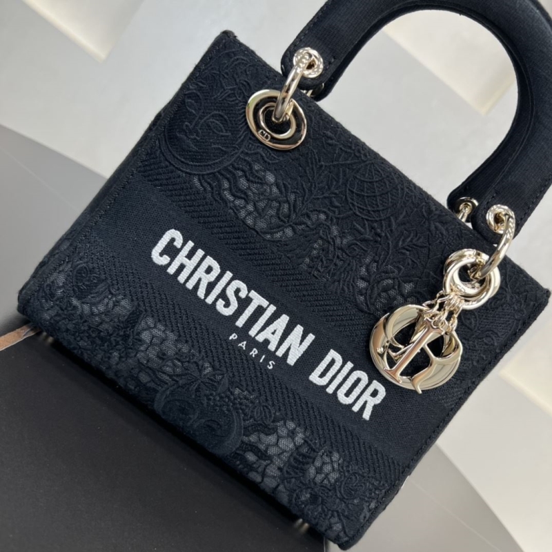 Dior Shopping Bags